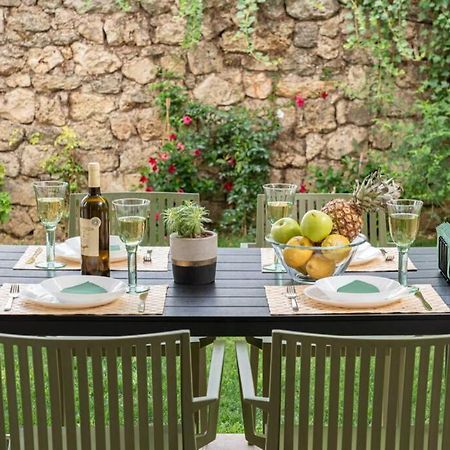 Central & Elegant Suite With Private Garden Argostolion Exterior foto