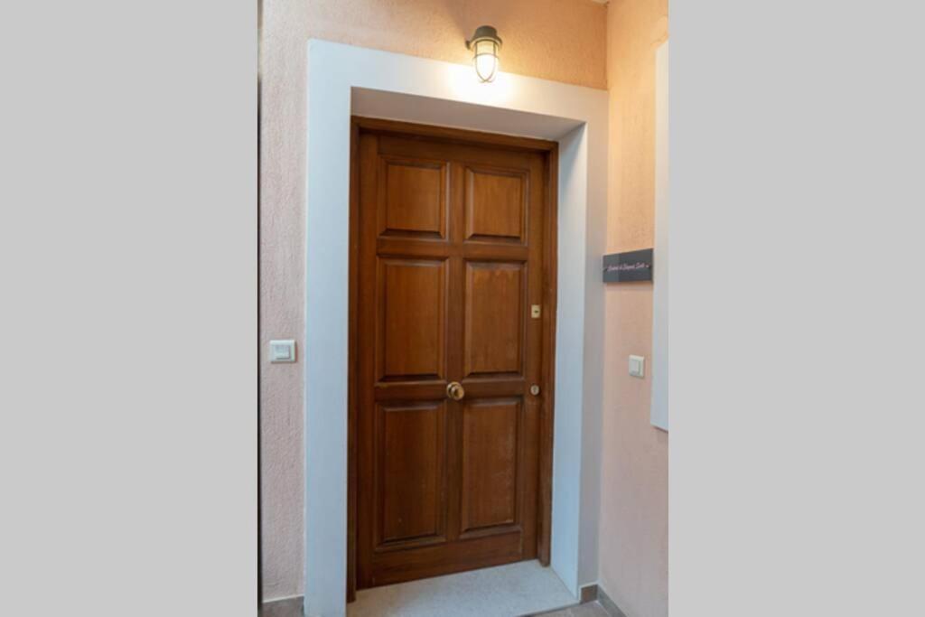 Central & Elegant Suite With Private Garden Argostolion Exterior foto