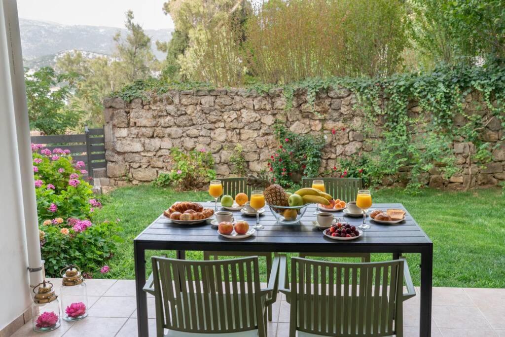 Central & Elegant Suite With Private Garden Argostolion Exterior foto