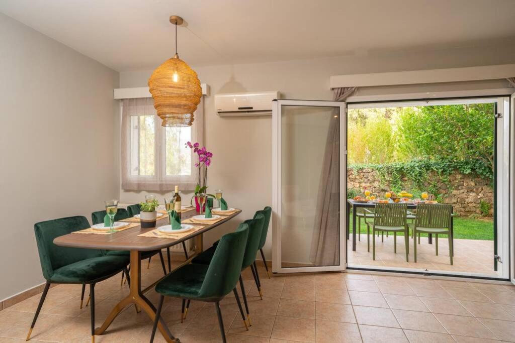 Central & Elegant Suite With Private Garden Argostolion Exterior foto